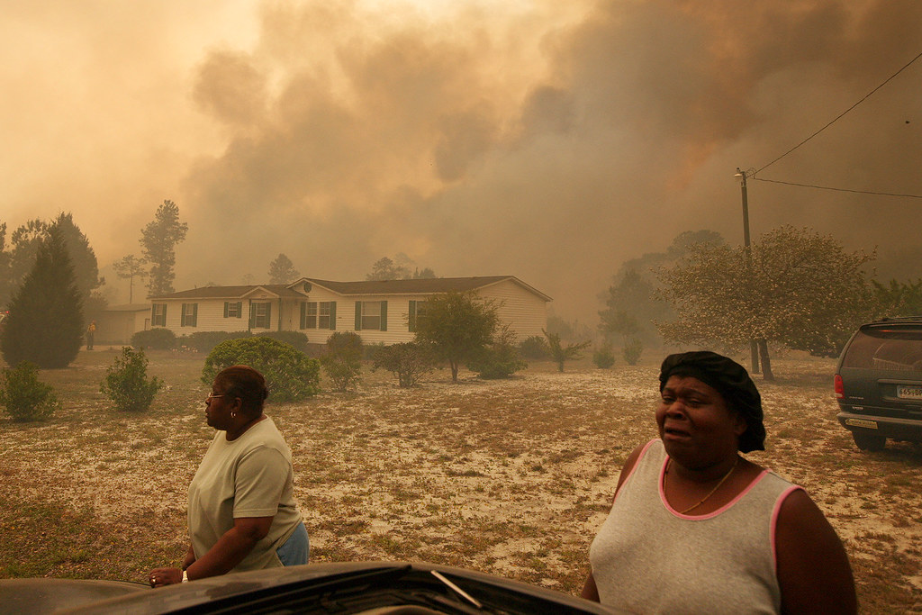 Fast-Moving Wildfire Threatens Coastal Tourist Towns In South Carolina